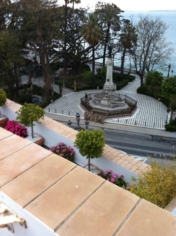 Calderon De La Barca Apartman Cádiz Kültér fotó